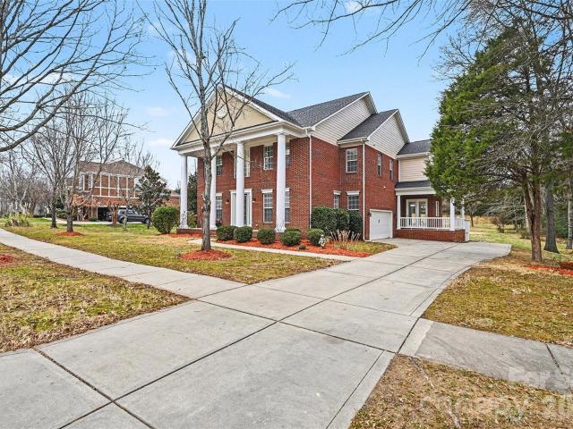1305 Linden Glen Drive, Matthews, US, NC