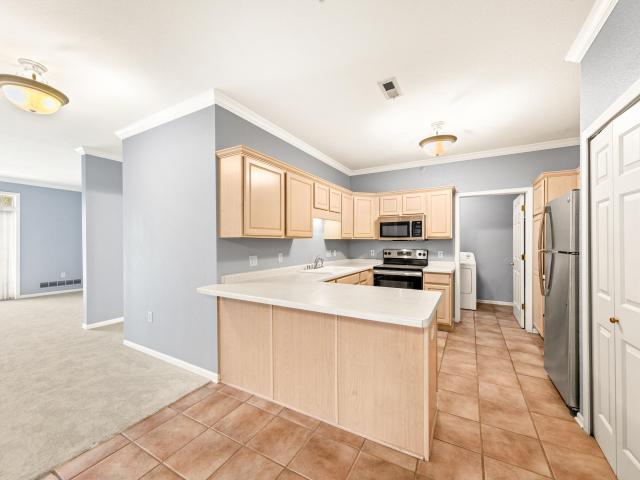 13060 W Bluemound Rd, Unit 201