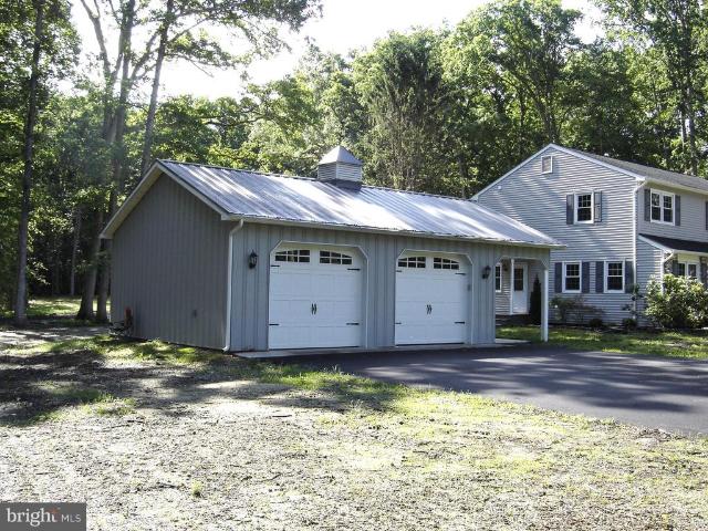 1306 Commissioners Road