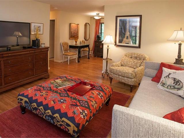1306 Eaton Place #B