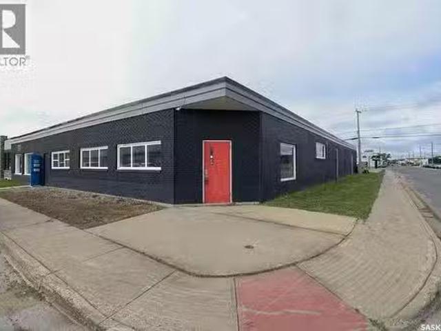 1306 Hamilton Street, Regina, SK, S4P 3N6 commercial for sal.