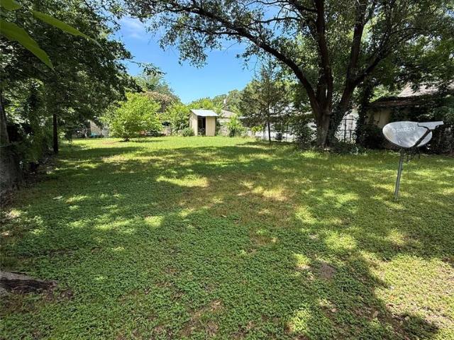 1306 Liveoak Avenue