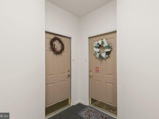 1306 R Scottsdale Drive # 214