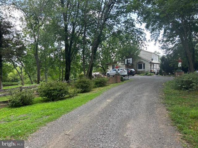 13078 breezy knoll ln
