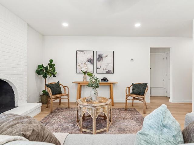 1307 Meadgreen Dr