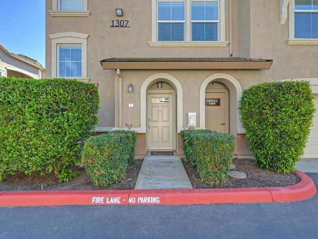 1307 Milano Dr, Unit 1, West Sacramento, CA 95691 | MLS #226036