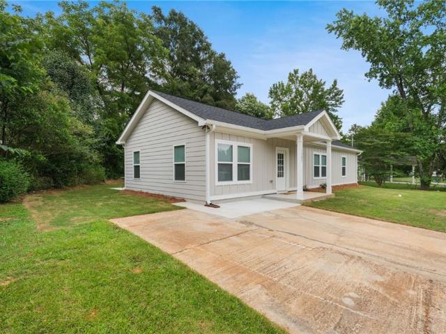 1307 Cochise Circle