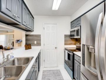 1307 Colony Place Drive