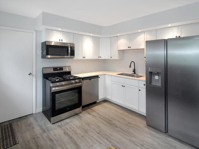 1307 Glenwood Road