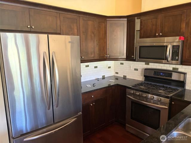 1307 Pelican Pl # B