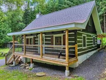1307 Rue Du Sous Bois, Mont Blanc, QC, J0T 2G0 house for sal.