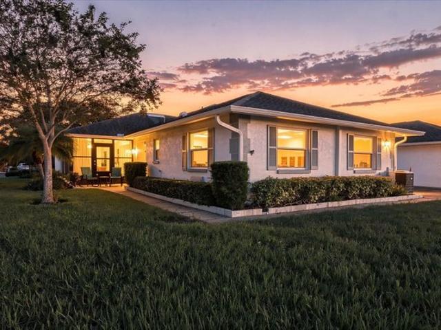 1307 Stonehaven Ln, Dunedin, FL 34698