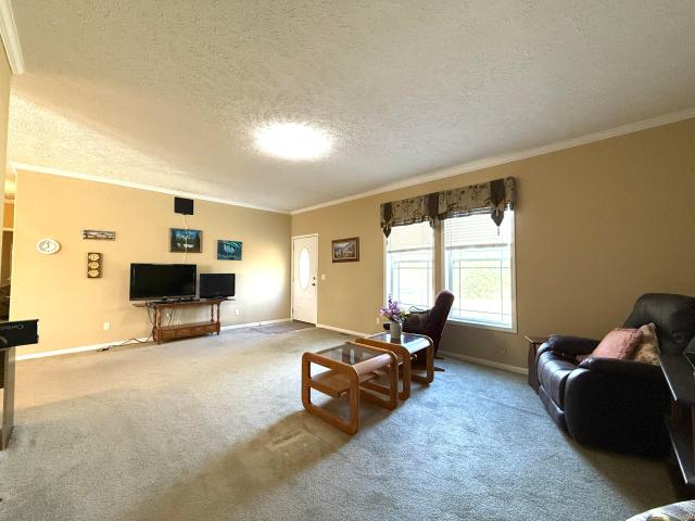 13080 County Road Ee