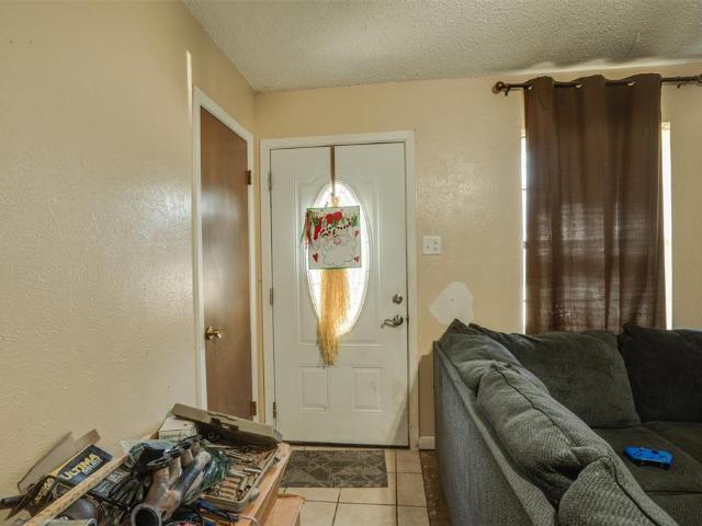1308 Mockingbird Street
