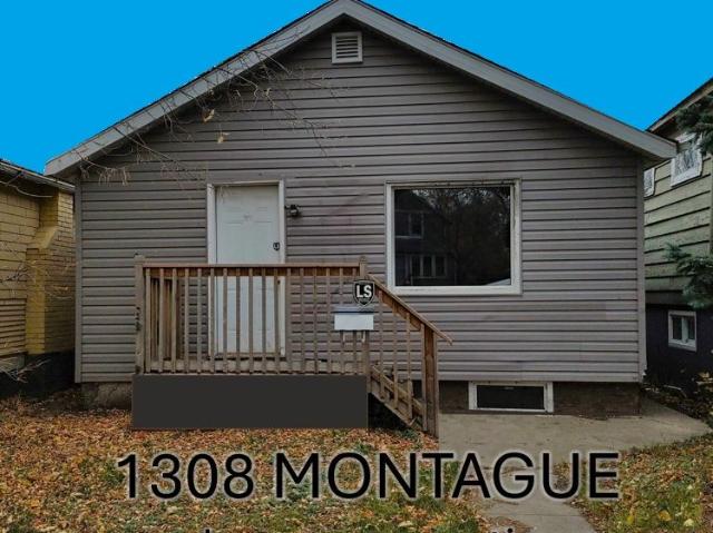 1308 Montague St, Regina