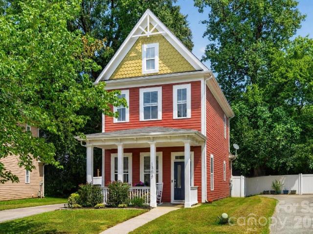 1308 Rising Oak Drive