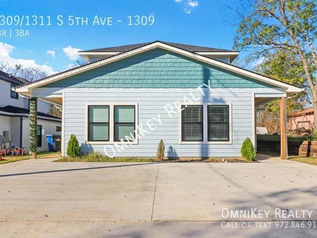 1309/1311 S 5th Ave, 3 beds, 2 full and 1 half baths