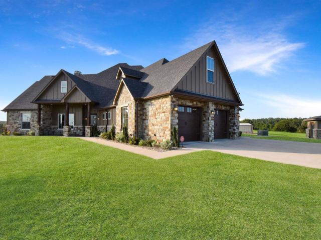 13096 Honey Poo Ln, Brownsboro, TX