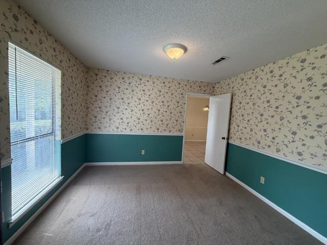 1309 Clearmont