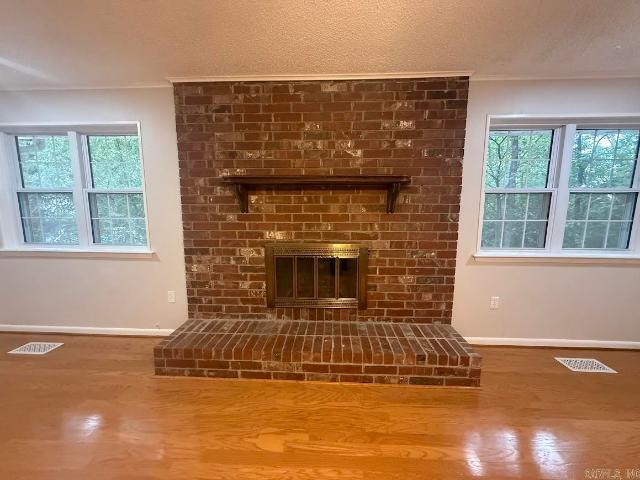 1309 Crest Circle