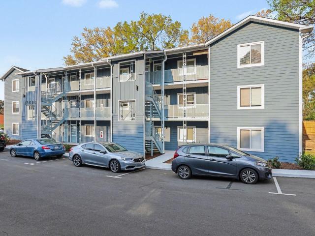 1309 Hudson Avenue 5