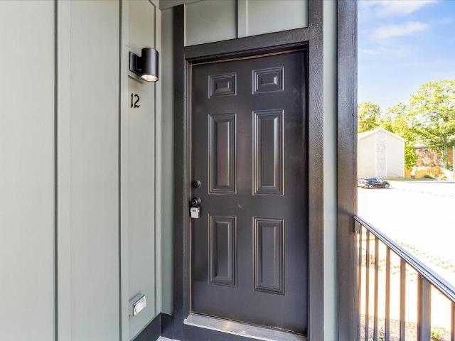 1309 Hudson Avenue F12