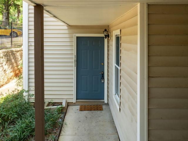 1309 Hillbrow Lane 101
