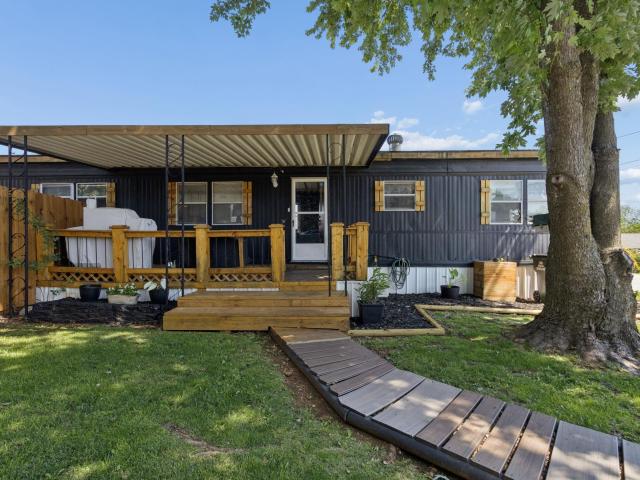 1309 Lucinda Lane