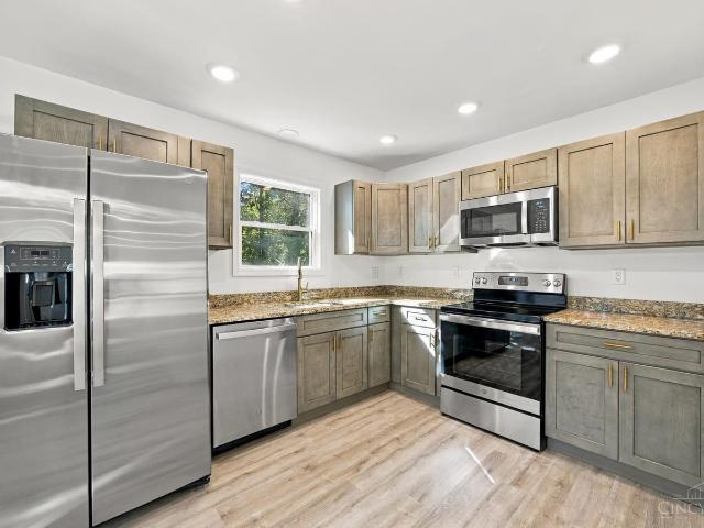 1309 Regent Avenue