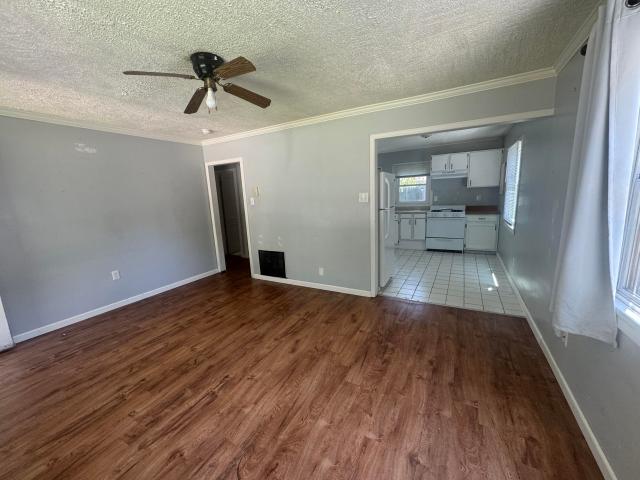 1309 Springland Avenue