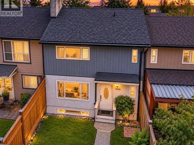 1309 Una Way, Port Coquitlam, BC, V3C 2V1 house for sale | Listing ID R3166 | Royal LePage