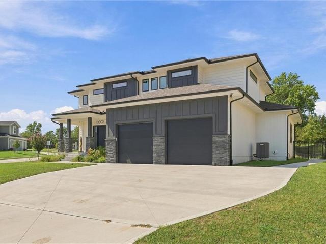 13002 Sloan Avenue