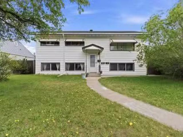 13007 135 Street, Edmonton, AB, T5L 1Y6 house for sale List.