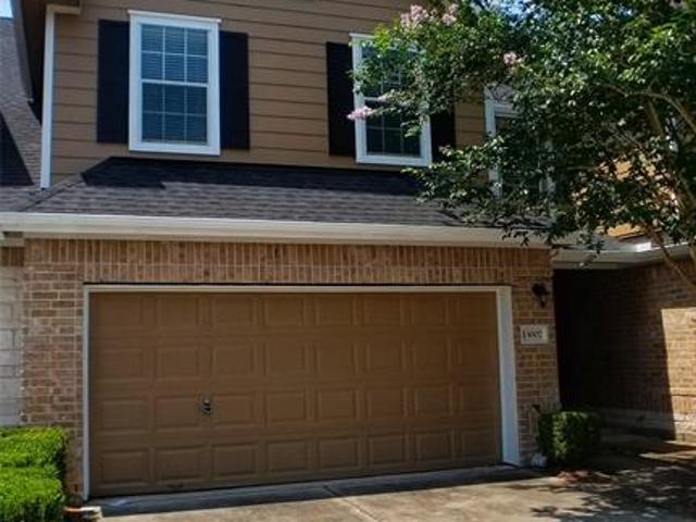 13007 Iris Gdn Ln, 3 beds, 3 full baths