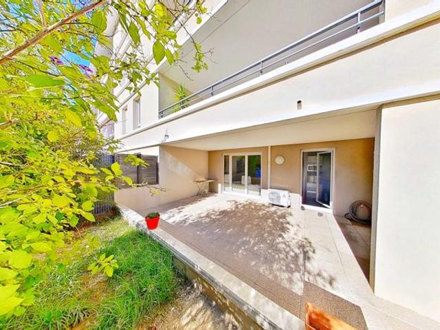 13008 Madrague Montredon appartement de T1 climatisé avec jar