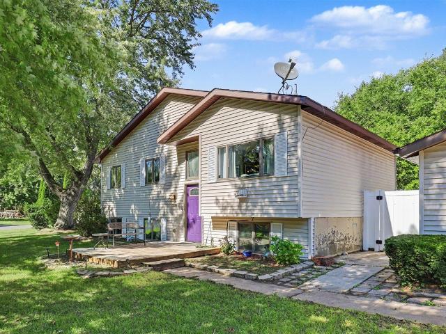 1300 Crescent Street