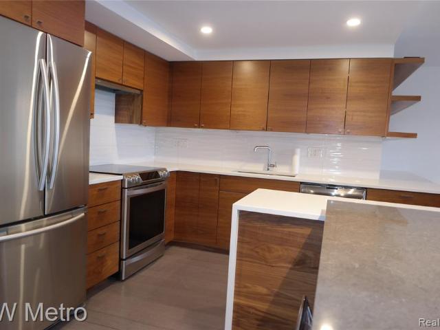 1300 E Lafayette Street # 2603