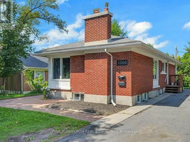 1300 Field Street, Ottawa, ON, K2C 2R3 house for sale | Listing ID X13722 | Royal LePage
