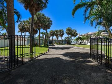 1300 Gulf Blvd, Belleair Beach, FL