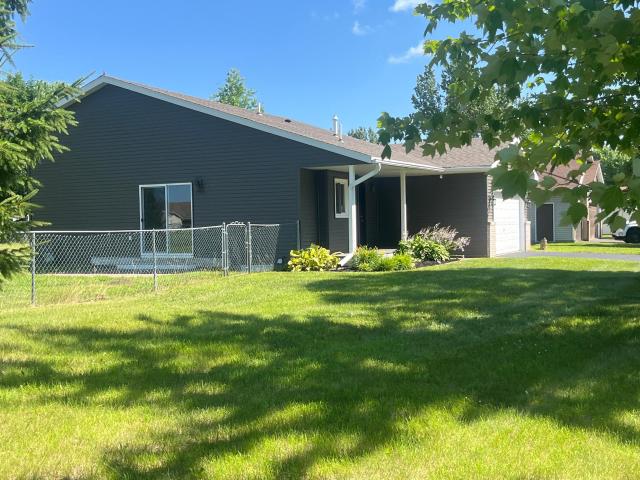 1300 Honeysuckle Lane SE
