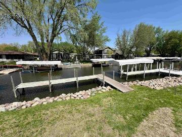 1300 Joy Loy Ln