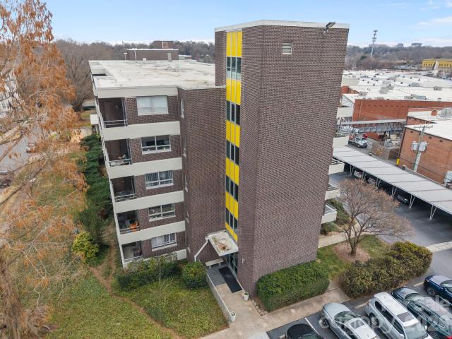 1300 Reece Rd, Unit 208, Charlotte, NC 28209 | MLS #4351