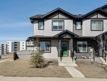 Rosenthal, Edmonton, Alberta - Garden, Parking