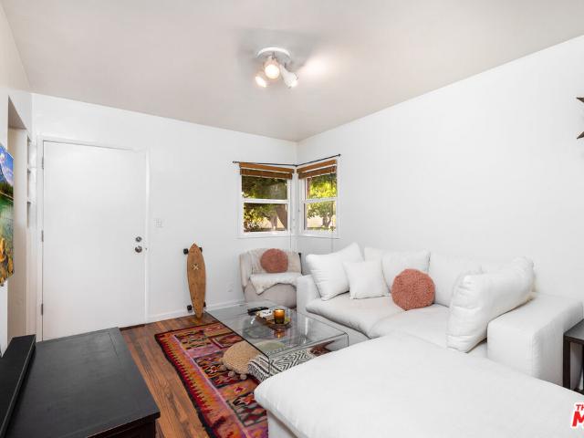 13013 Venice Blvd. Los Angeles, CA 90066 | MLS #26660
