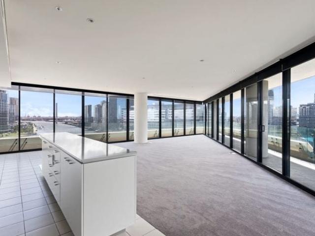 1301/50 Lorimer Street DOCKLANDS VIC