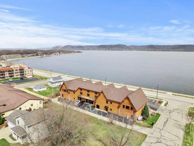 1301 N Lakeshore Dr Unit 202, Lake City, MN 55041