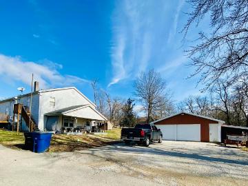 1301 E Walnut Street