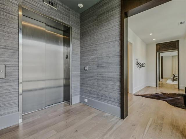 1301 Peachtree Street NE 4L