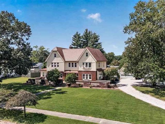 1301 S Main St, Clinton, IN 47842