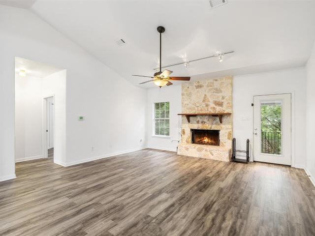 1301 S Quinlan Park Rd
